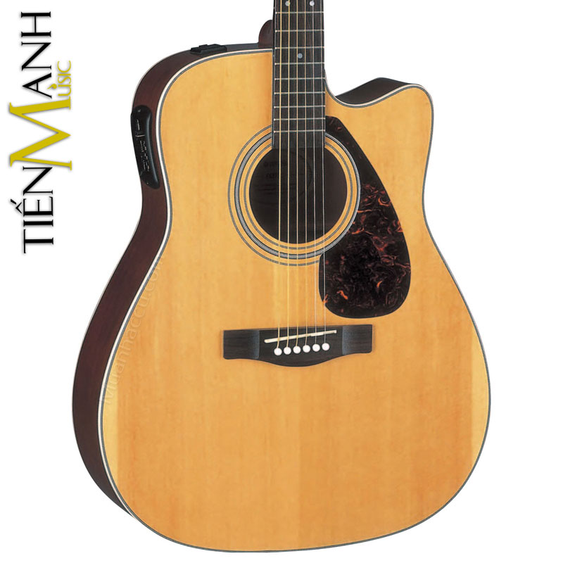 Than-Dan-Guitar-Acoustic-Yamaha-FX370C.jpg